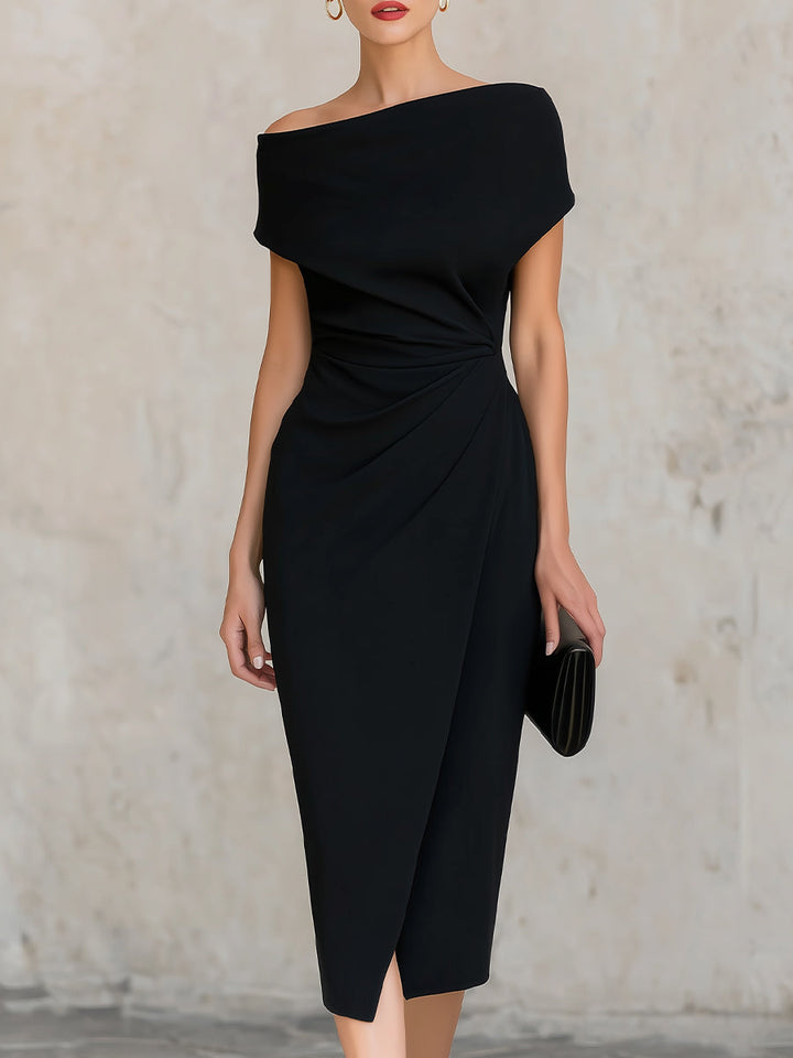 Isa Relaxte Midi Jurk met One-shoulder