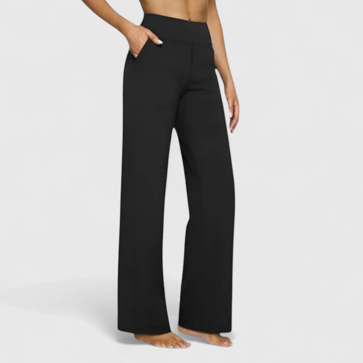 Hilary Stijlvolle Broek met Knoopdetails