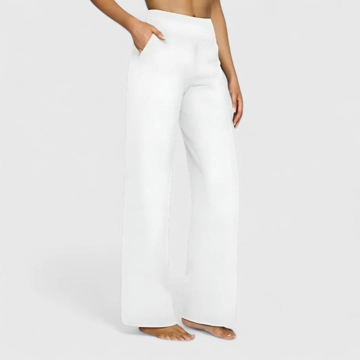 Hilary Stijlvolle Broek met Knoopdetails
