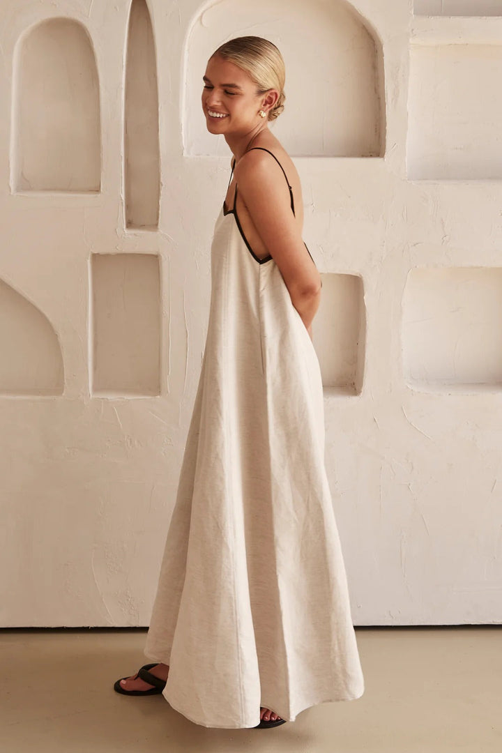 Amber Elegante Maxi Jurk