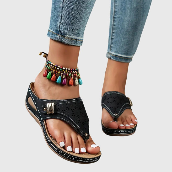 Cleo Comfortabele Sandalen met Bloemenprint
