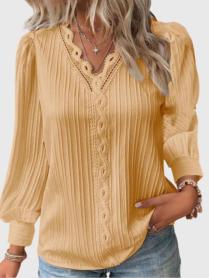 Andrea Getailleerde Blouse