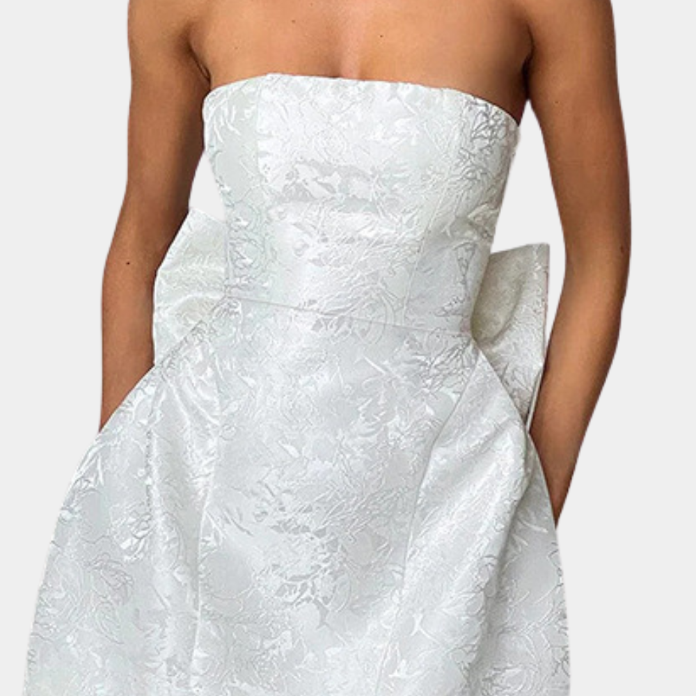Livia Elegante Jurk met Strikdetail