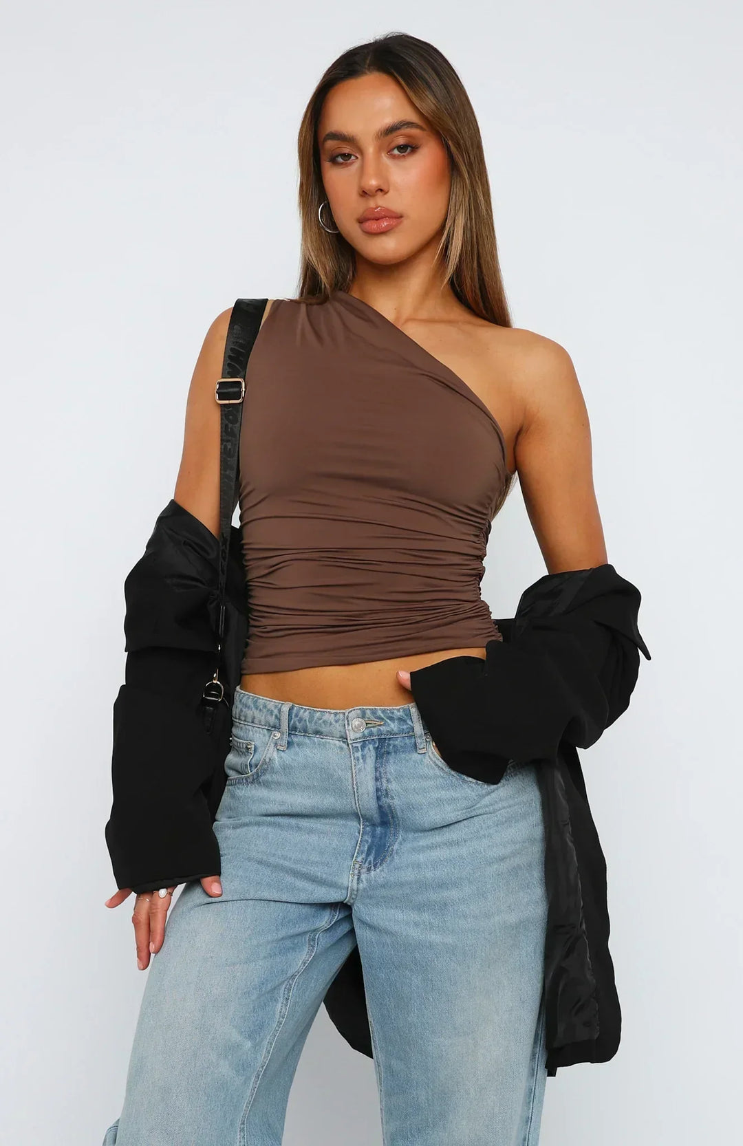 Imaya Tijdloze Top met One-shoulder