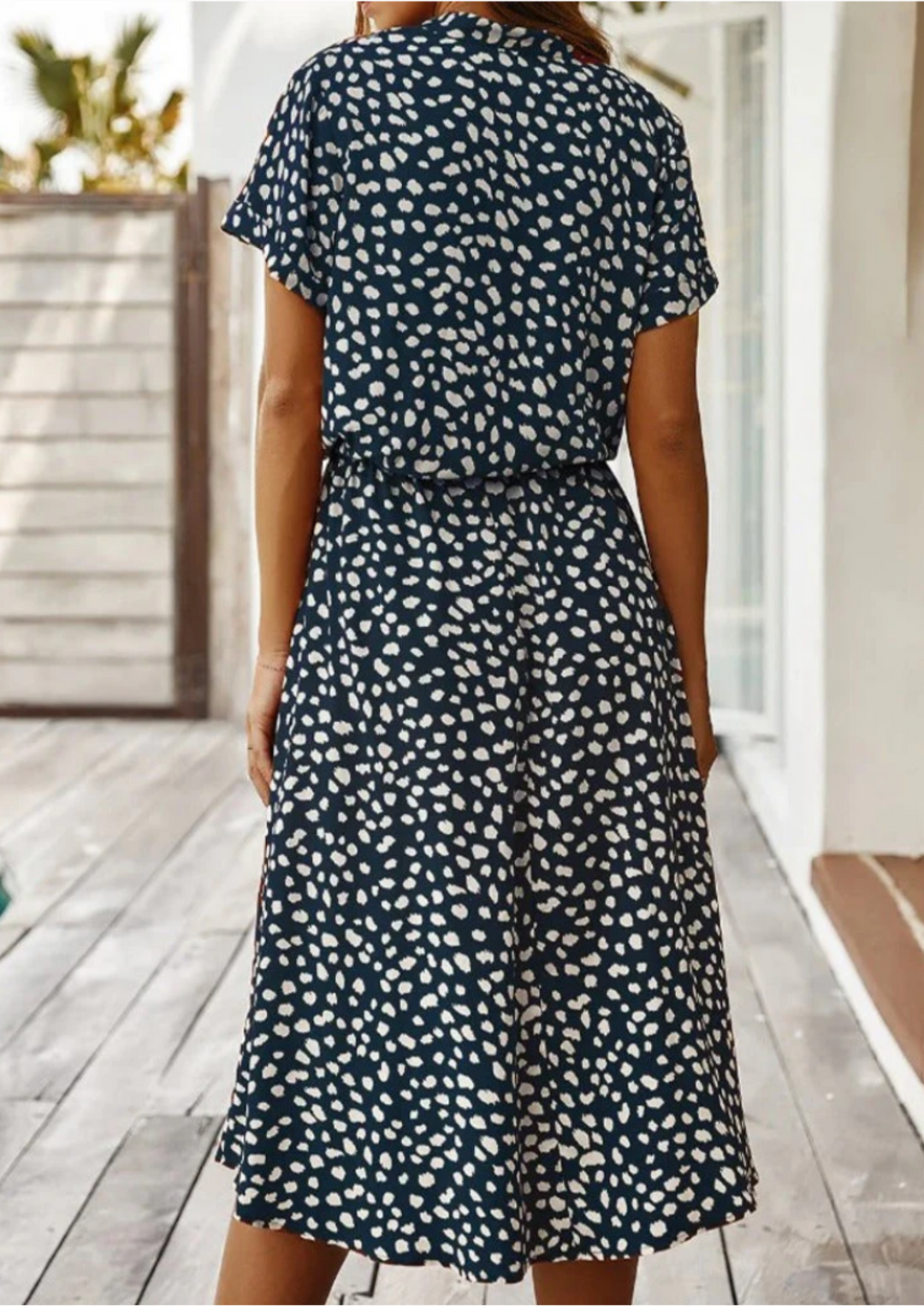 Sienna Relaxte Midi Jurk met V-hals
