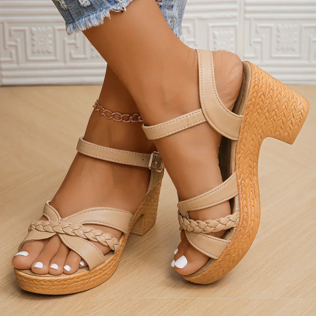 Nova Elegante Sandalen met Blokhak