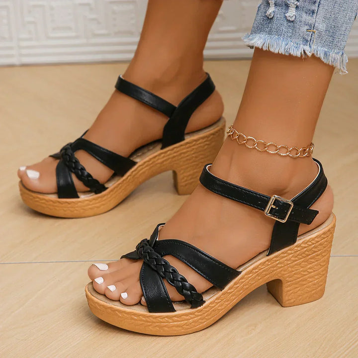 Nova Elegante Sandalen met Blokhak