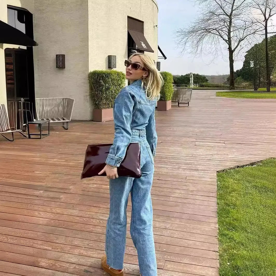 Fayenne Tijdloze Jumpsuit met Knoopdetails