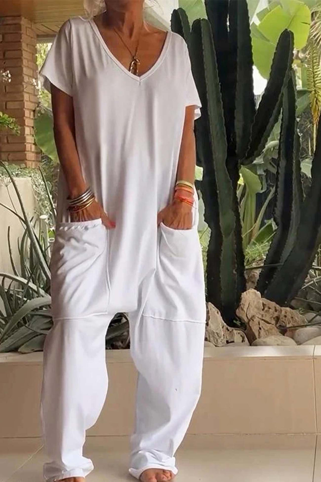 Breezy Relaxte Jumpsuit met V-hals