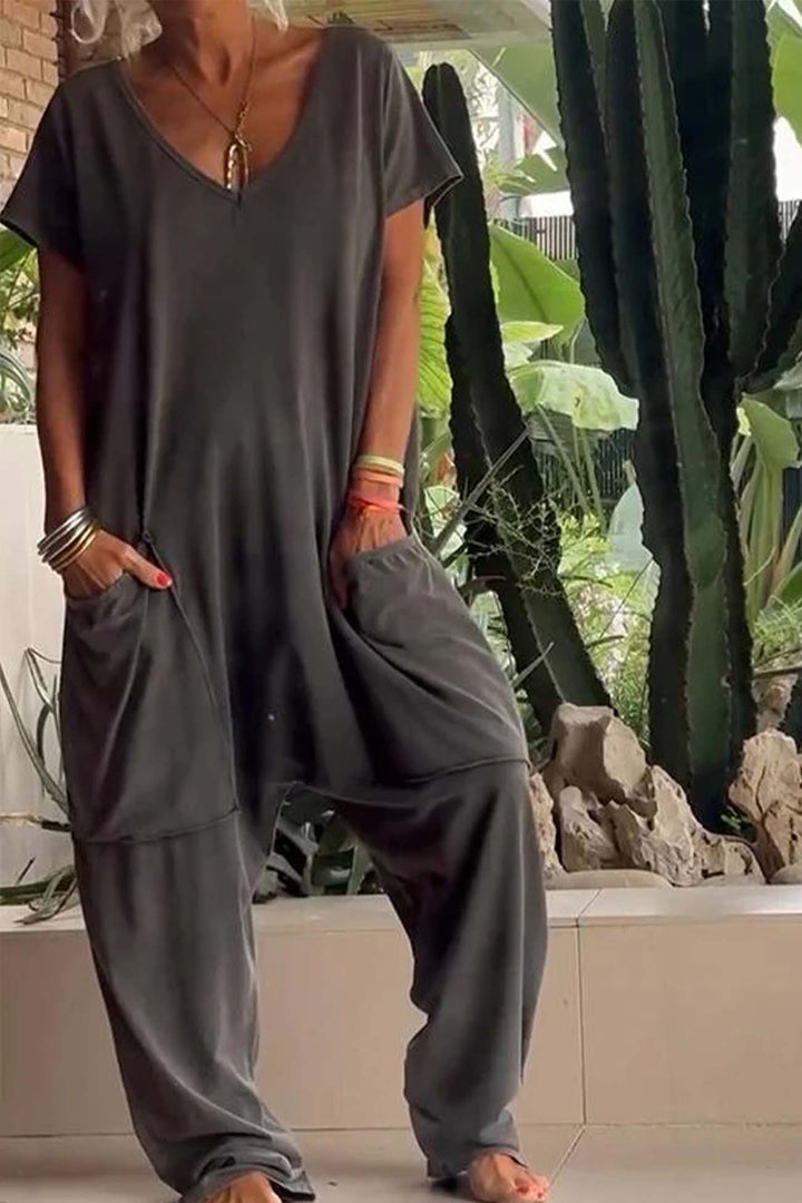 Breezy Relaxte Jumpsuit met V-hals