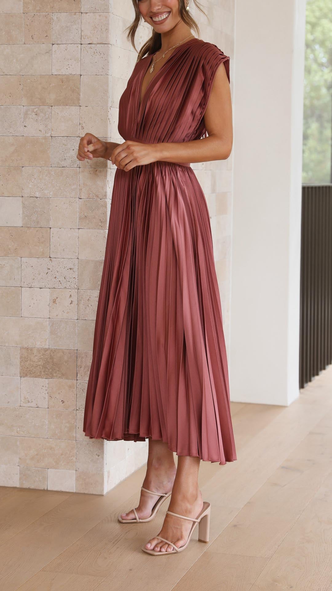 Maria Tijdloze Maxi Jurk met V-hals