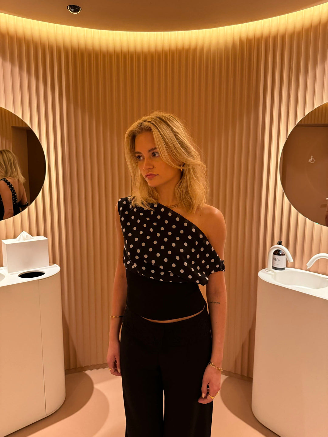 Lina Elegante Top