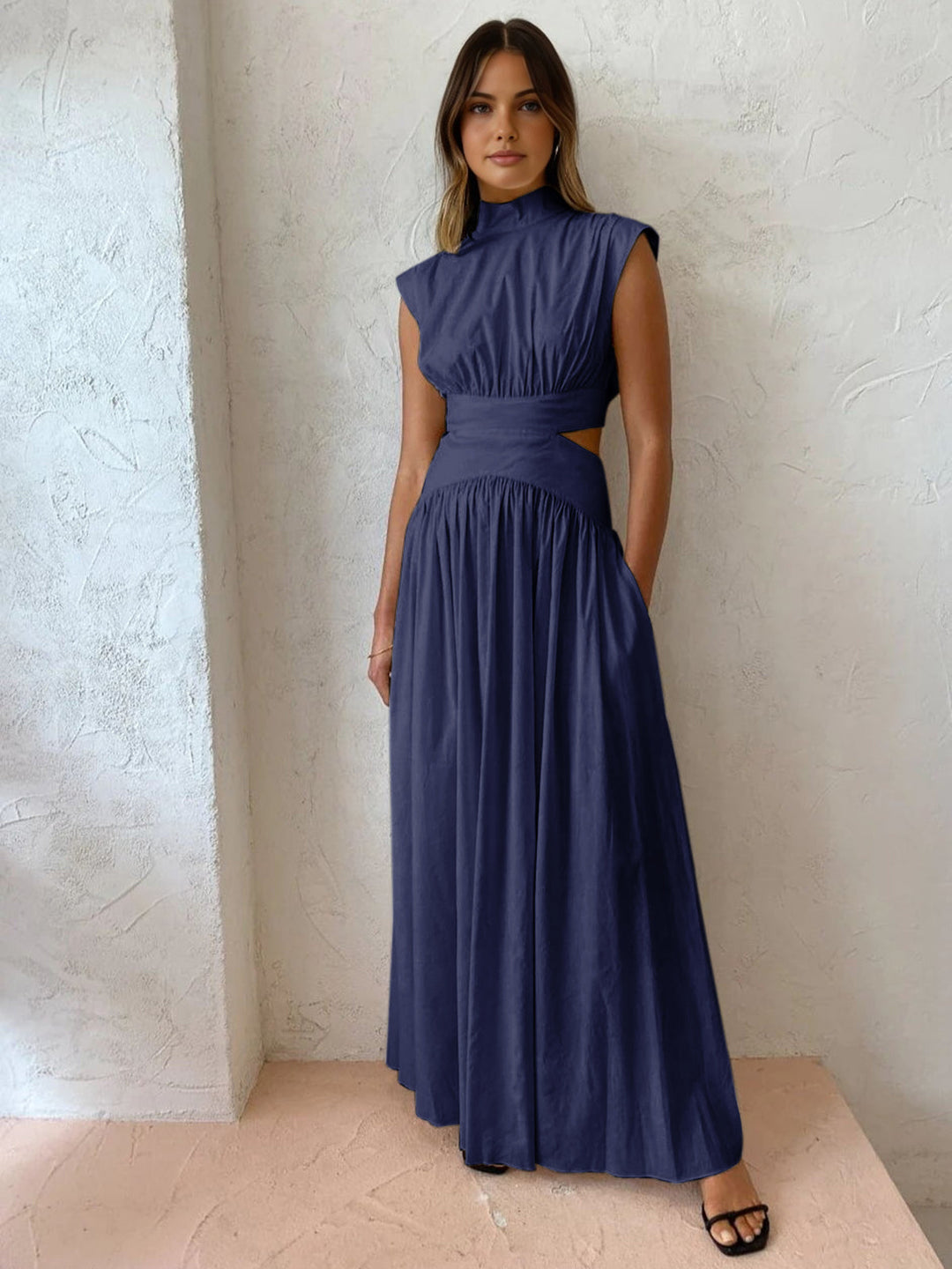 Carlien Stijlvolle Maxi Jurk met Hoge hals