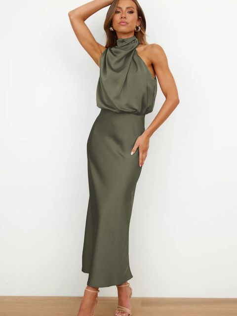 Bregtje Getailleerde Maxi Jurk met Off-shoulder