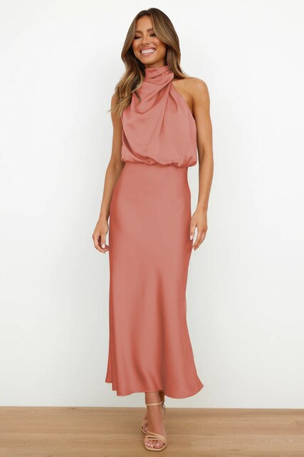 Bregtje Getailleerde Maxi Jurk met Off-shoulder