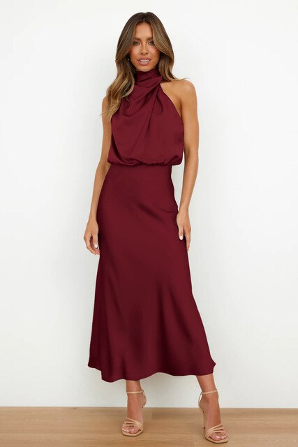 Bregtje Getailleerde Maxi Jurk met Off-shoulder