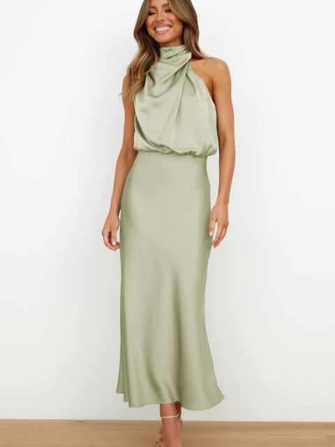 Bregtje Getailleerde Maxi Jurk met Off-shoulder