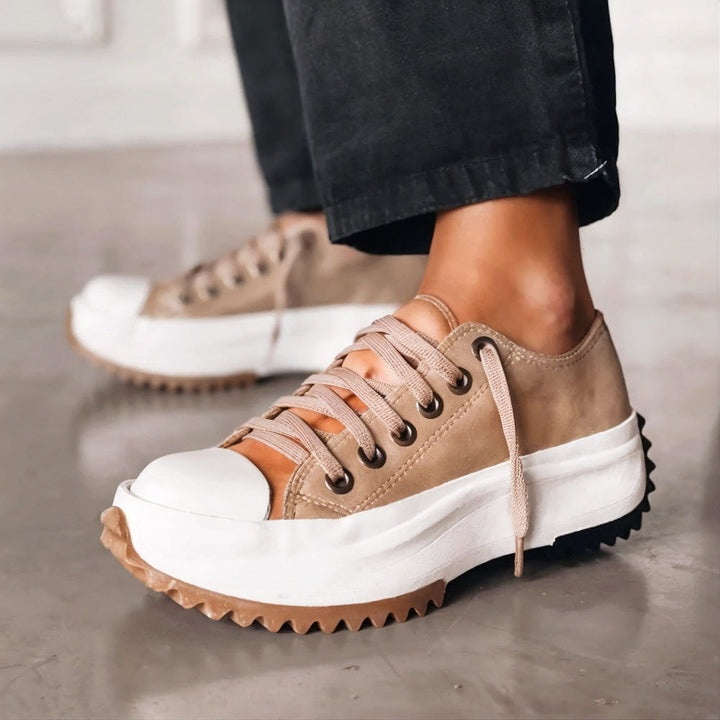 Dorothy Elegante Sneakers
