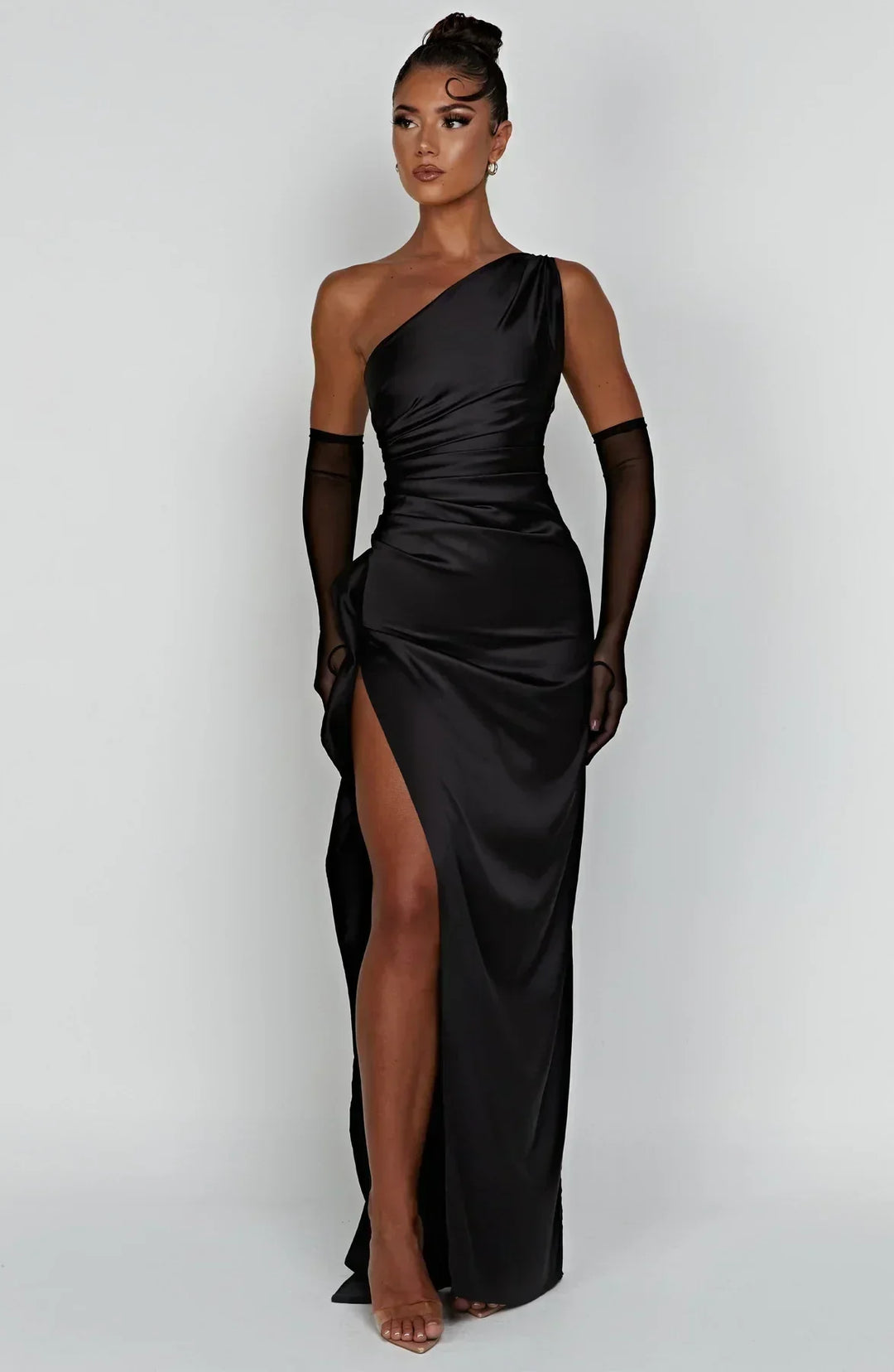 Elara Getailleerde Jurk met One-shoulder