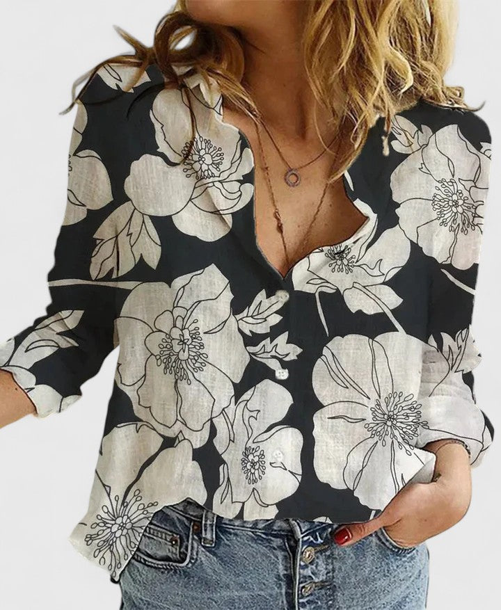 Harper Elegante Blouse met Knoopdetails