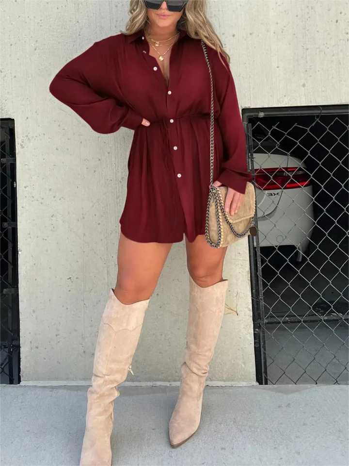 Catalina Stijlvolle Jurk met Knoopdetails