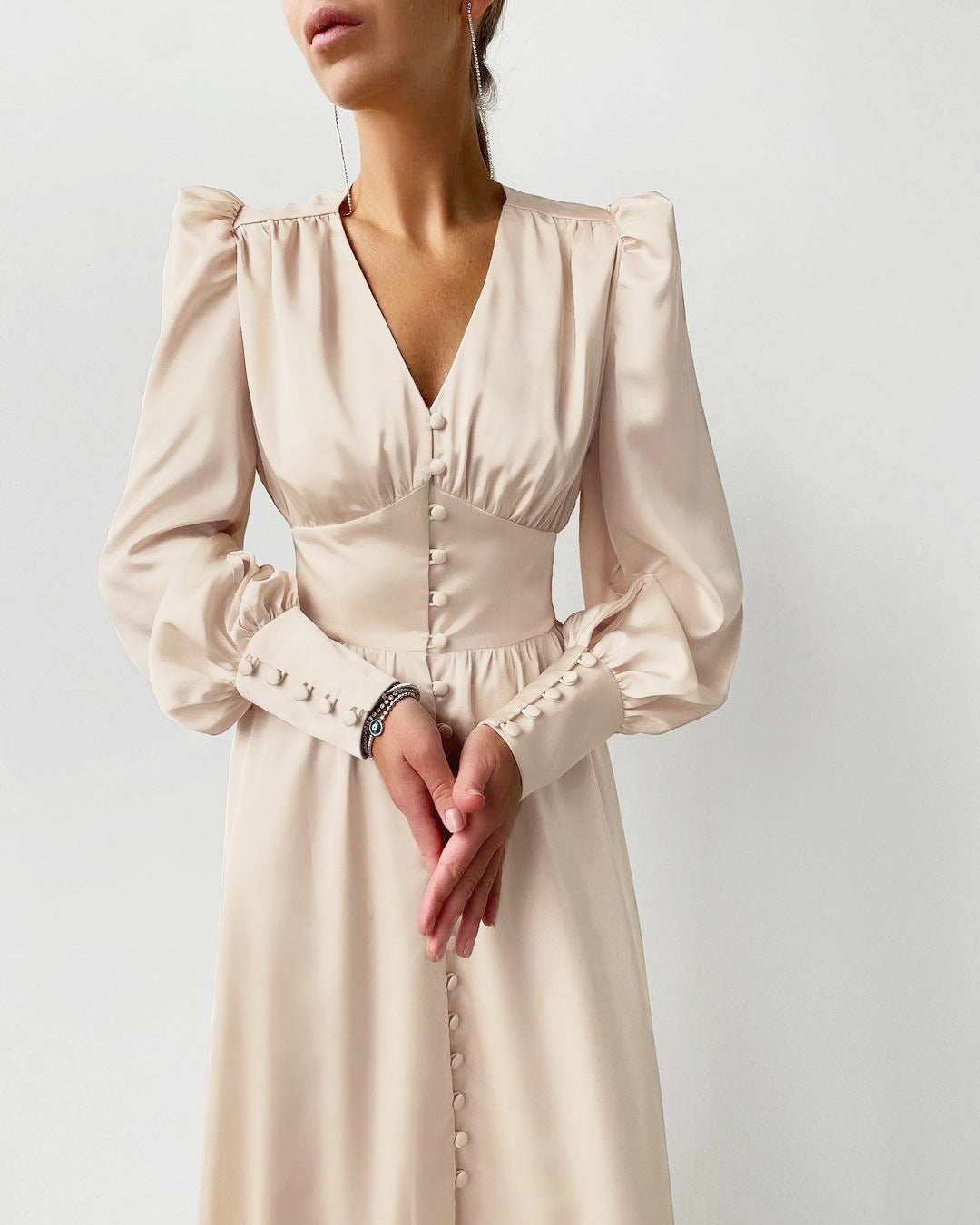 Catalina Tijdloze Midi Jurk met V-hals