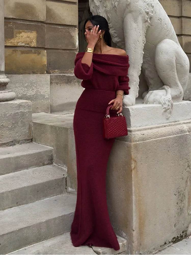 Eloah Verfijnde Maxi Jurk met Off-shoulder