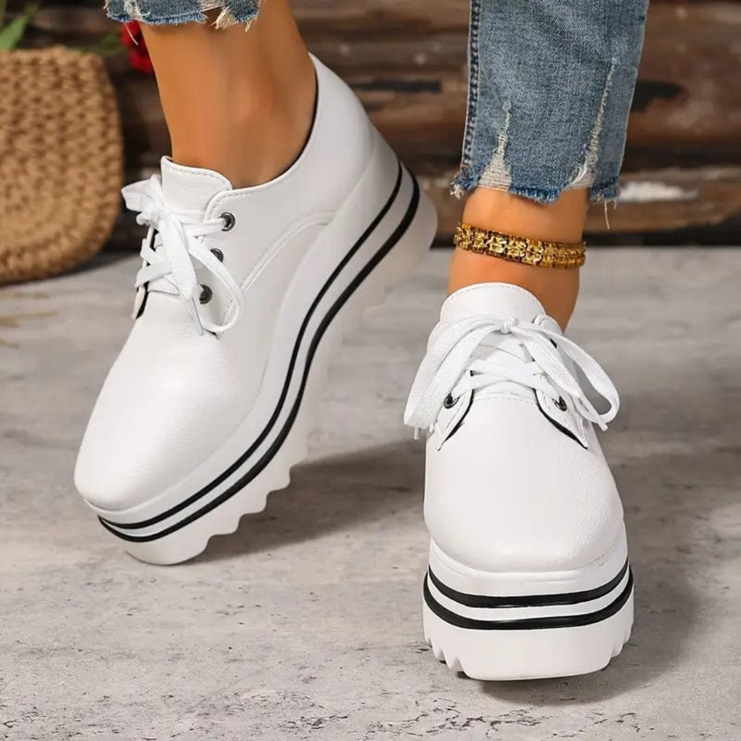 Delphine Elegante Sneakers