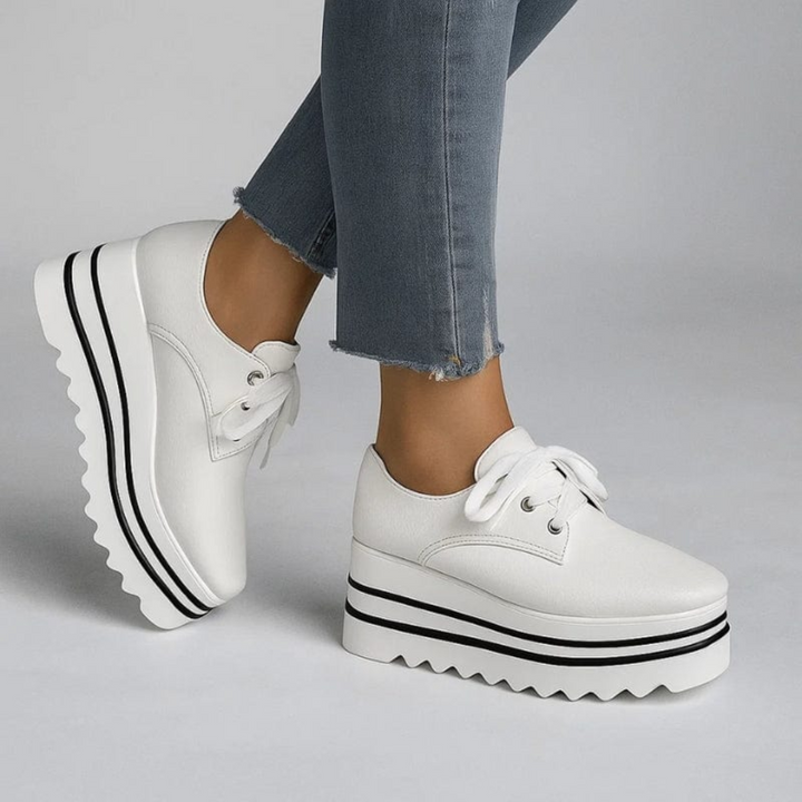 Delphine Elegante Sneakers