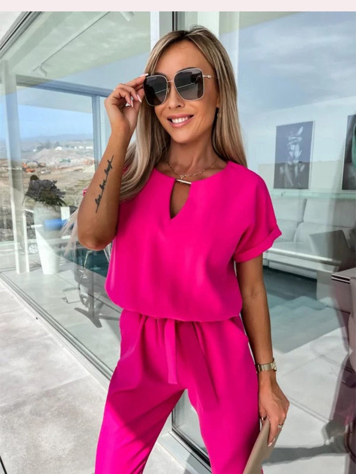 Elara Tijdloze Jumpsuit met V-hals