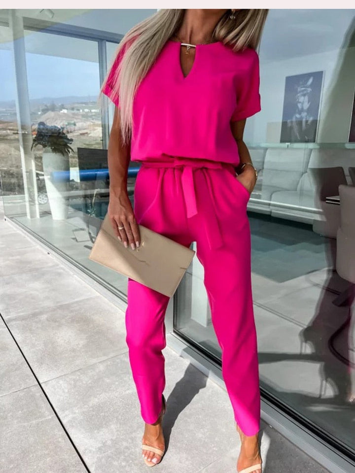Elara Tijdloze Jumpsuit met V-hals