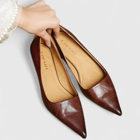 Nyah Elegante Hakken