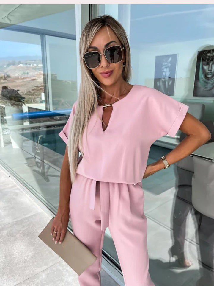 Elara Tijdloze Jumpsuit met V-hals