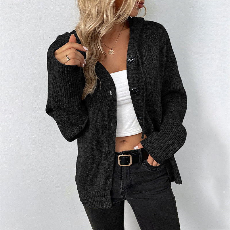 Dames vest met capuchon en knoopsluiting voor een ruime pasvorm en comfort