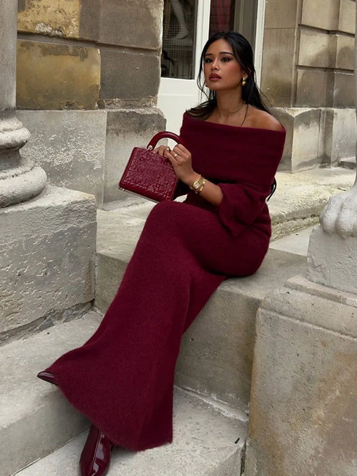 Eloah Verfijnde Maxi Jurk met Off-shoulder