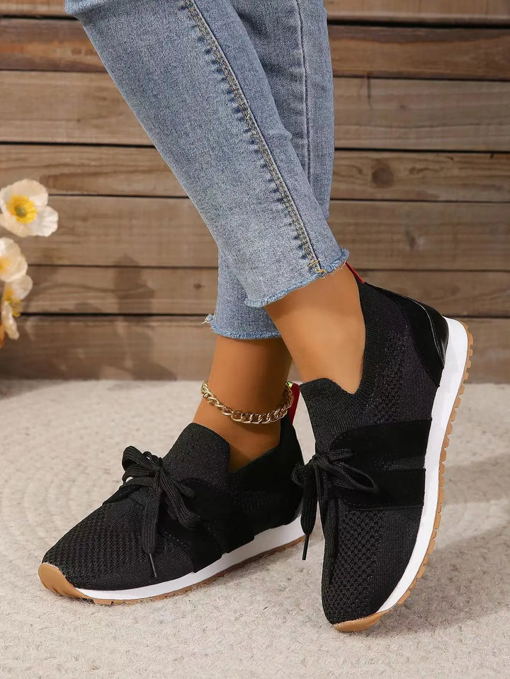 Ophelia Stijlvolle Sneakers met Strikdetail