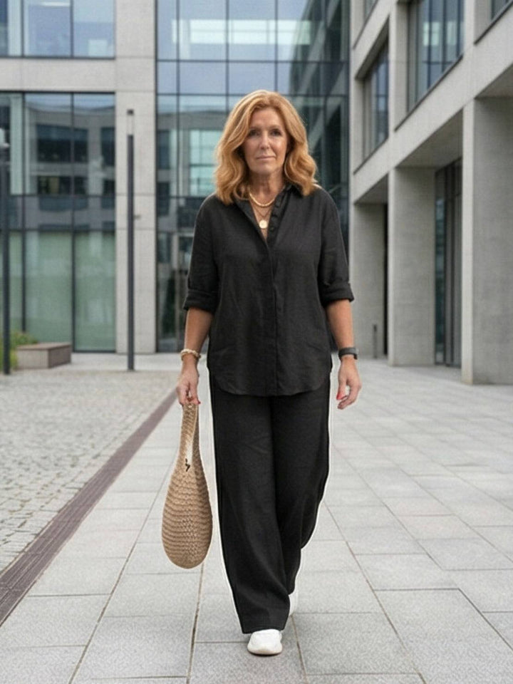 Vivian Getailleerde Set met Knoopdetails