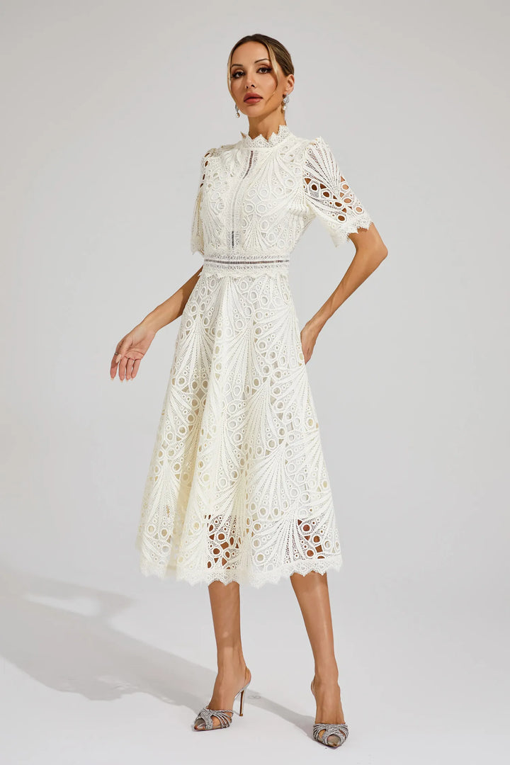 Rosalinda Elegante Midi Jurk met Hoge hals