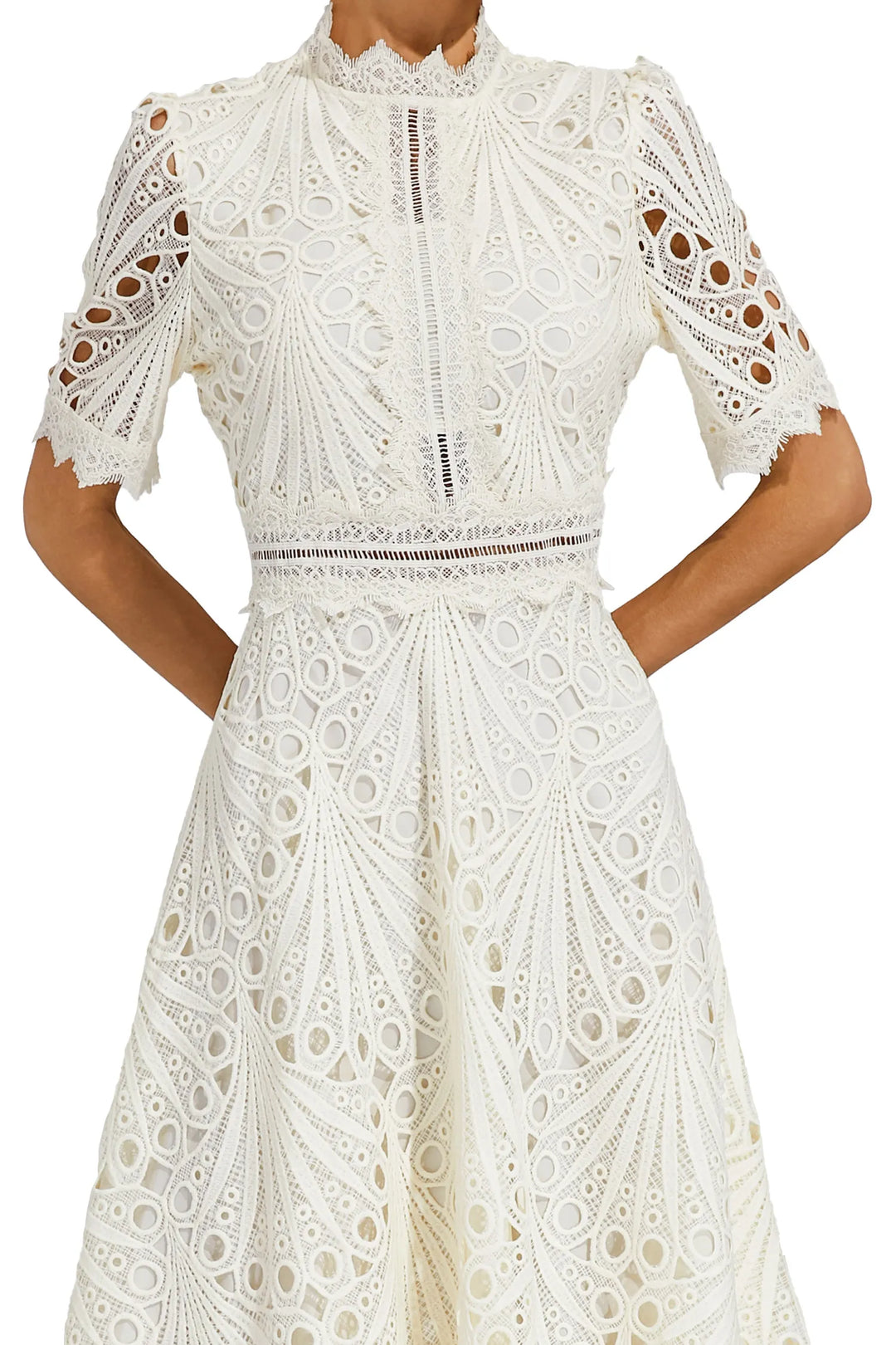 Rosalinda Elegante Midi Jurk met Hoge hals
