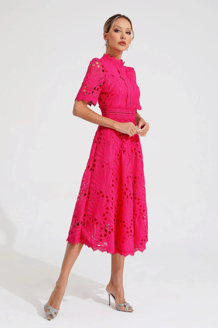 Rosalinda Elegante Midi Jurk met Hoge hals