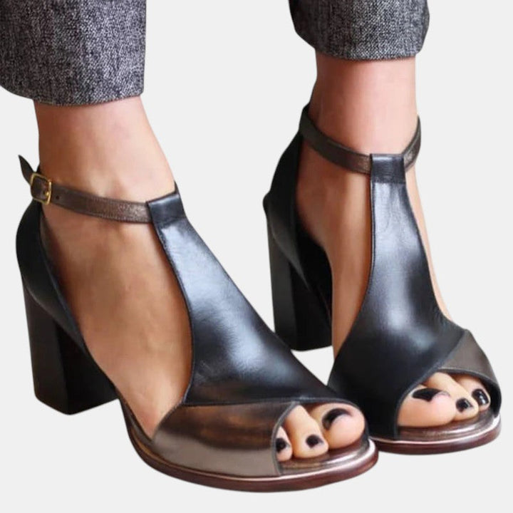 Tiana Stijlvolle Sandalen met Blokhak