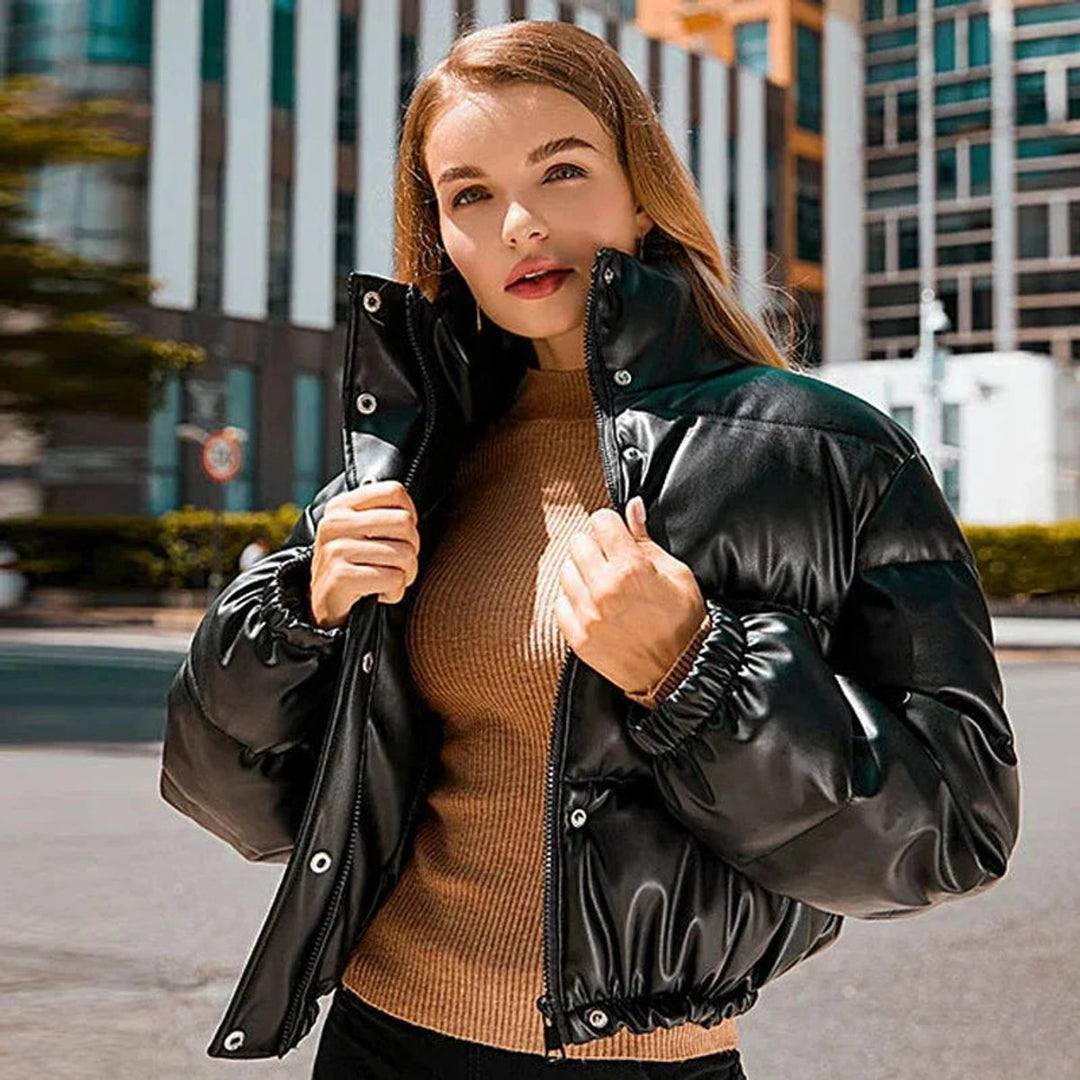 Sienna Cropped Leren Pufferjas met Capuchon