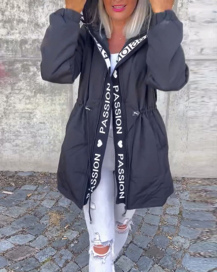 Evelyn Winterjas met Capuchon
