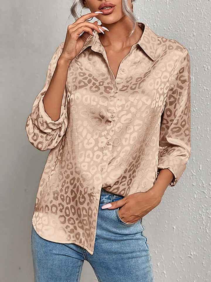 Emily Lange Satijnen Blouse met Dierenprint
