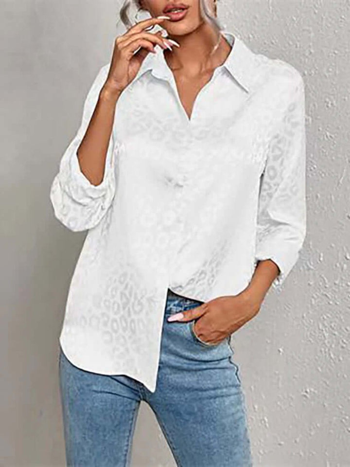 Emily Lange Satijnen Blouse met Dierenprint