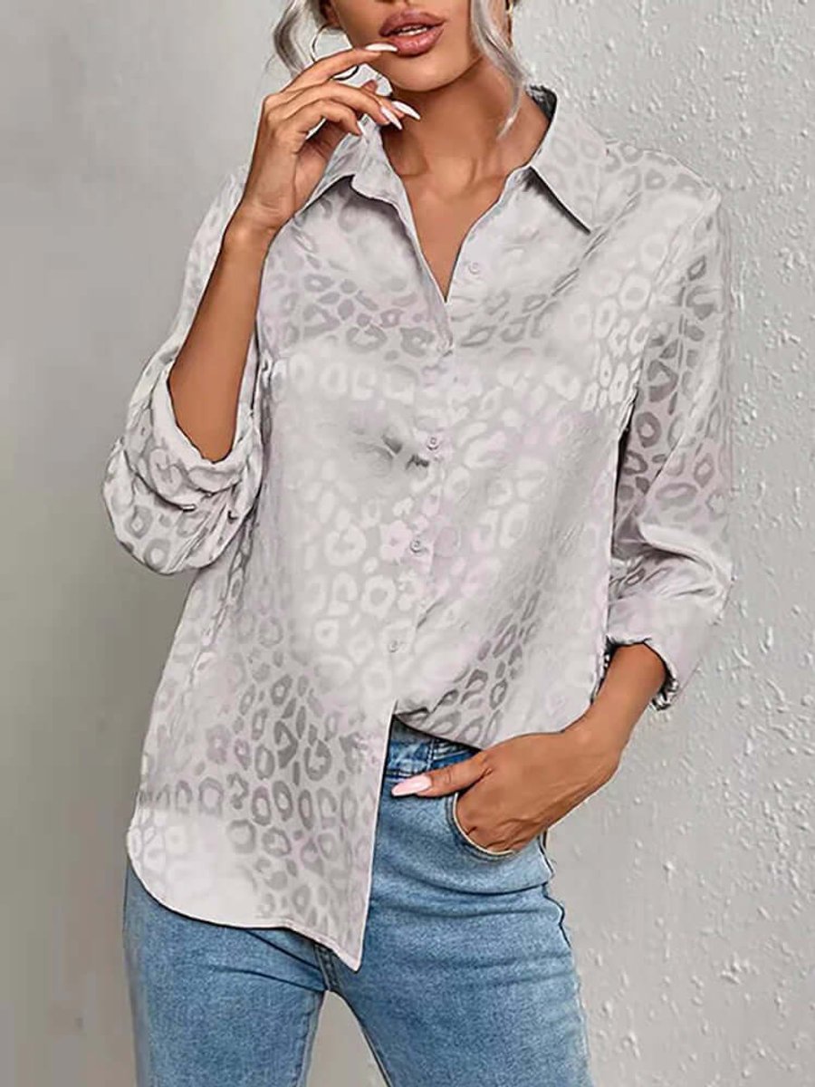 Emily Lange Satijnen Blouse met Dierenprint