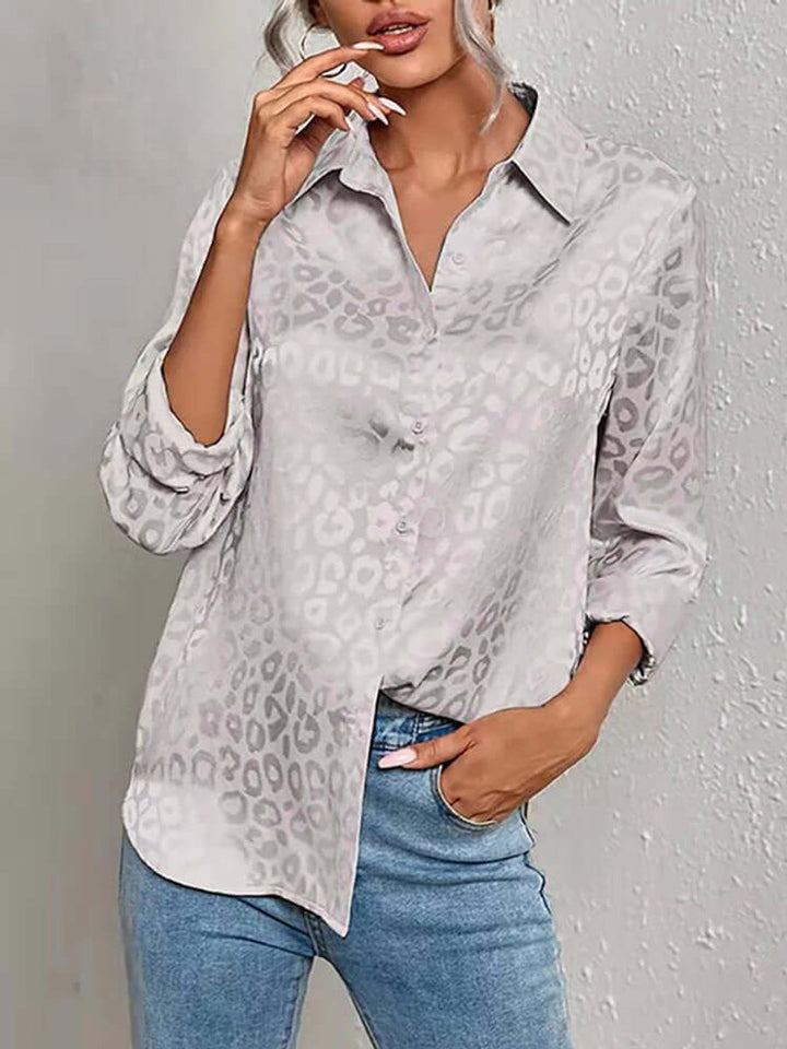 Emily Lange Satijnen Blouse met Dierenprint