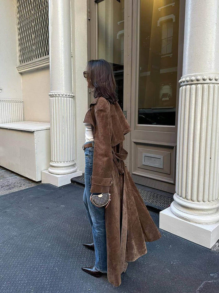 Olivia Lange Suède Trenchcoat met Reverskraag