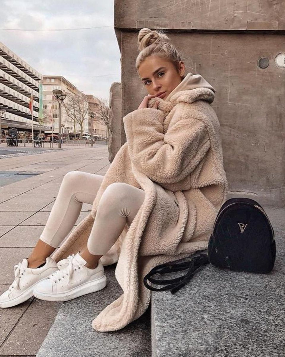 Scarlett Lange Nepbont Teddyjas met Nepbontkraag