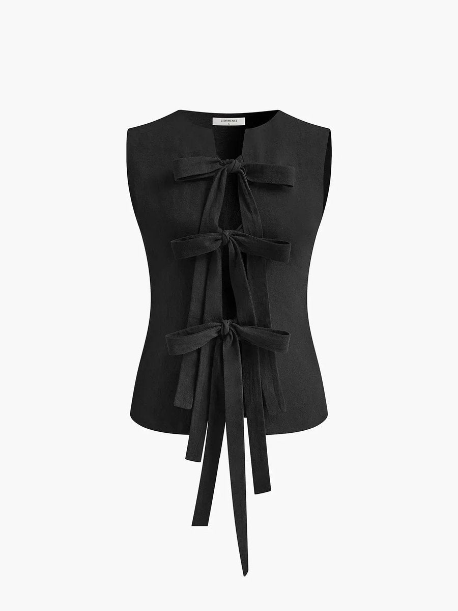 Rosie Blouse met Open Rug